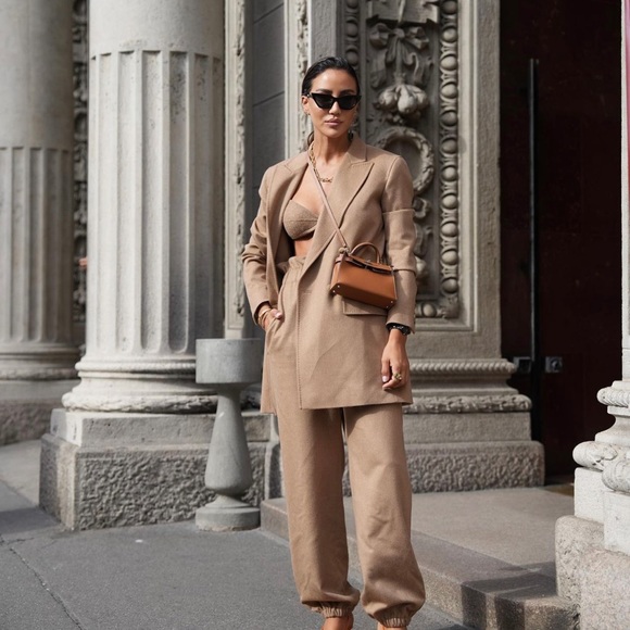 OFF-WHITE C/O VIRGIL ABLOH Nina Cat-Eye Sunglasses - Picture 7 of 16